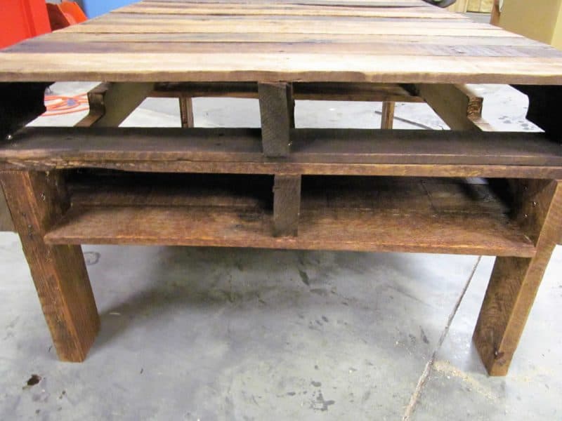 Two-pallet Rustic Pallet Coffee Table • 1001 Pallets