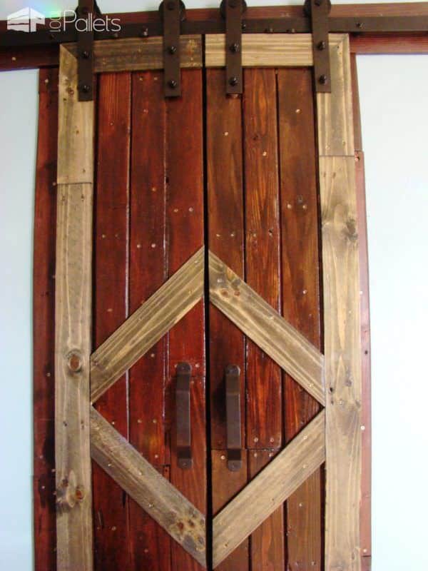 Pallet Barn Doors32