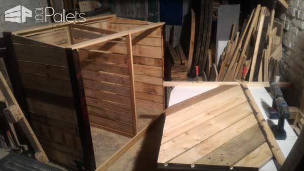 Pallet Trash Bin Shed / Armoire Cache-poubelles • 1001 Pallets