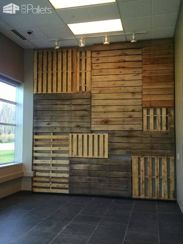 This Pallet Wood Walls design is made by using complete pallets hung in various directions.