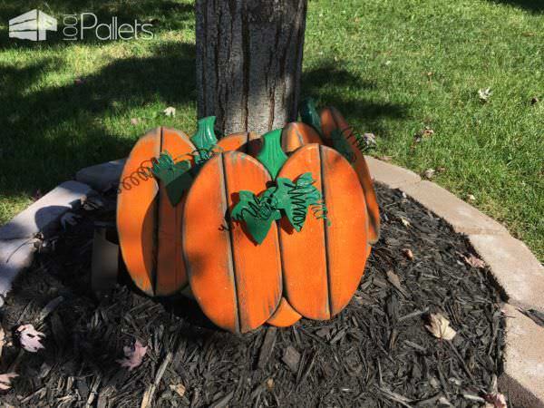 Get years of pleasurable use out of these Perfect Pallet Pumpkins for your holiday decor.