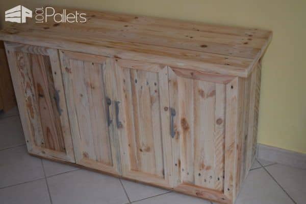 Build a Multi-purpose Pallet Cabinet and add convenient storage solutions to any room of the house. Use pallet wood and save a lot of money.