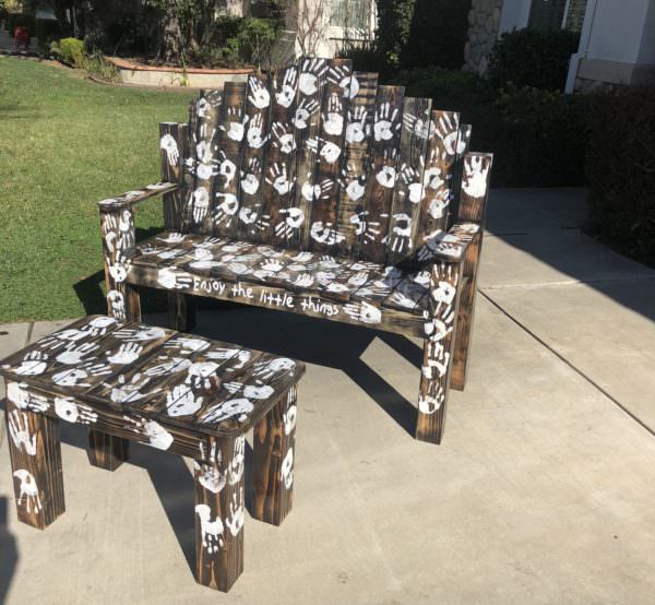 Pallet Bench Set with handprints is great for a family gathering or reunion.