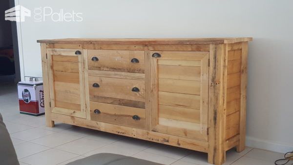 5-pallet Rustic Buffet.