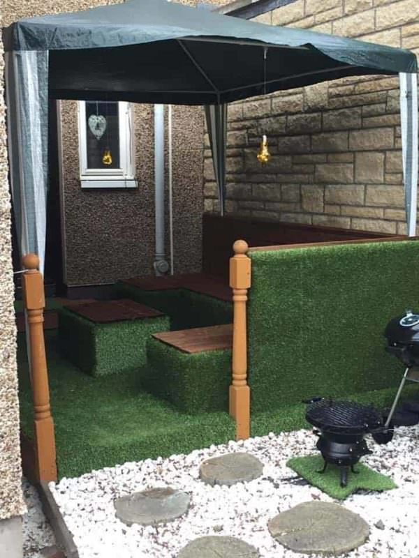 How to Transform Your Old Deck with Upcycled Pallets Lounges & Garden SetsPallet Terraces & Pallet Patios How to Transform Your Old Deck with Upcycled Pallets