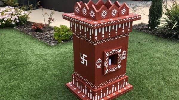 Diy: Build a Tulsi Manch Out of Pallet Wood DIY Pallet Tutorials DIY Pallet Video Tutorials Pallet Home Décor Ideas Diy: Build a Tulsi Manch Out of Pallet Wood DIY Pallet Tutorials DIY Pallet Video Tutorials Pallet Home Décor Ideas