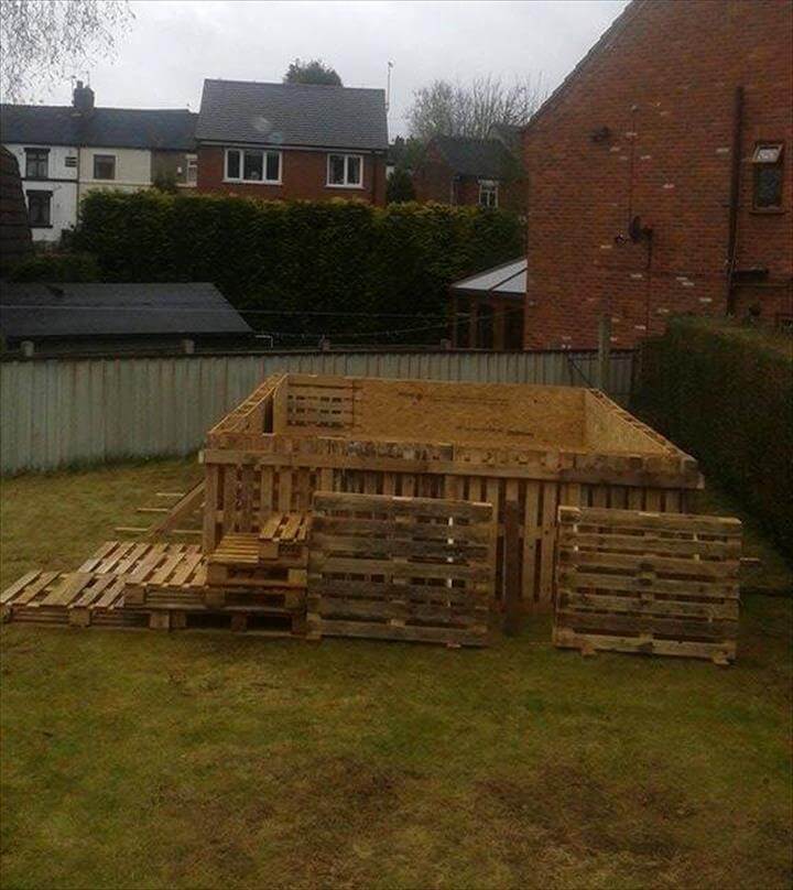 Construye una piscina de 40 palets Palets en el jardín 