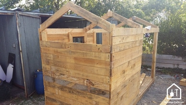 Diy: Building A Pallet Hut Pallet Sheds, Cabins, Huts & Playhouses 