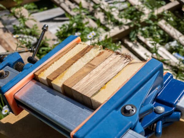 How to Turn a Pen Holder from Pallet Wood DIY Pallet Video Tutorials Pallet Home Accessories 
