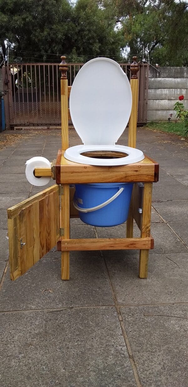 How I Made This Toilet Seat With One Wood Pallet Pallet Benches, Pallet Chairs & Stools 