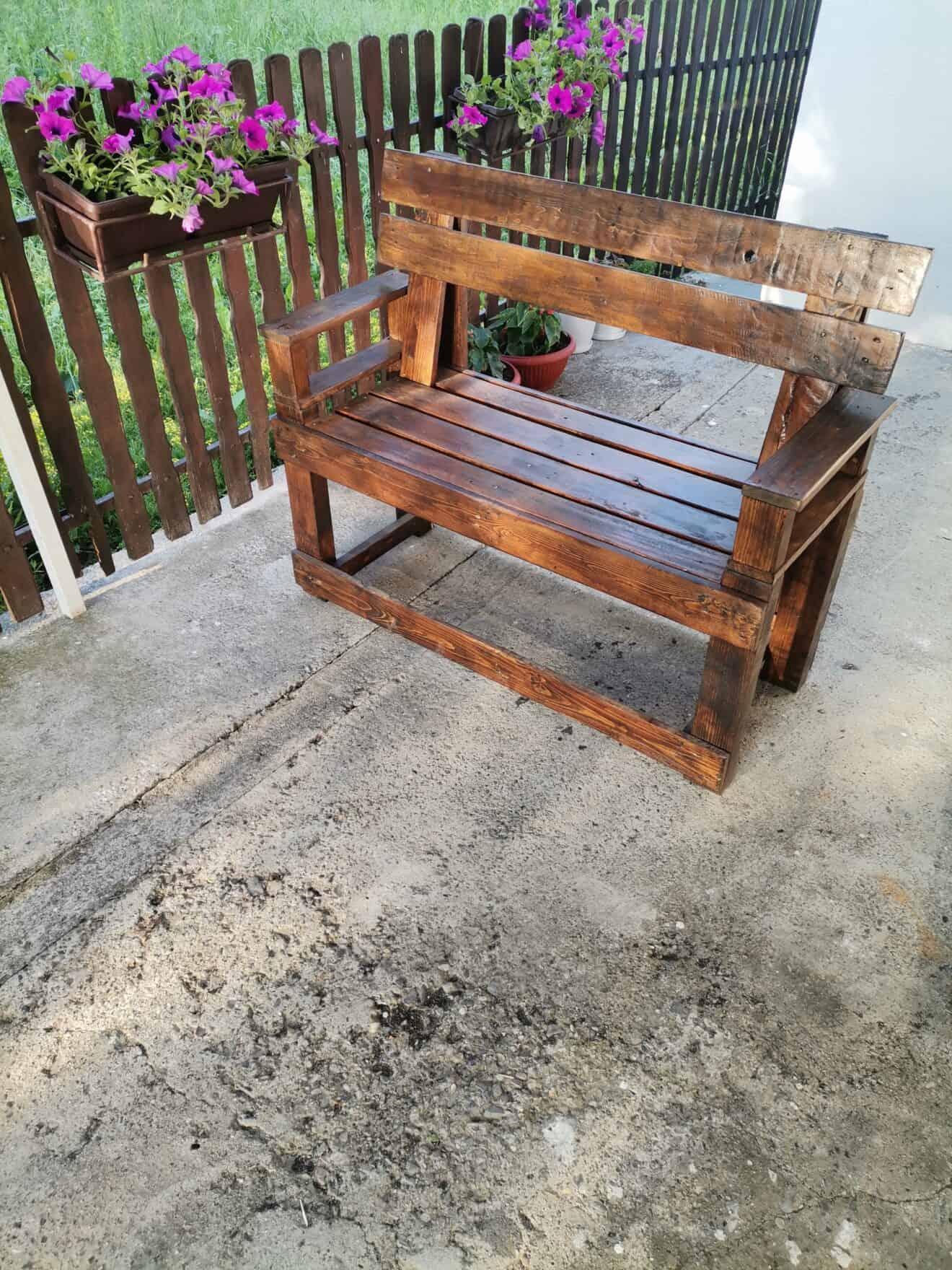 Pallet Garden Bench For Indoor / Outdoor • 1001 Pallets