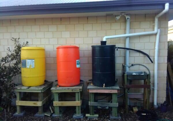 1001pallets.com-55-gallons-drum-pallet-stands-01