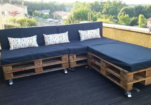 1001pallets.com-a-classic-garden-pallet-sofa