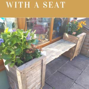 1001pallets.com-a-double-planter-with-a-seat-to-stop-our-hagrid-the-great-dane-from-spoiling-the-flowers-01