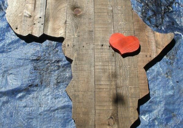 Africa Pallet Wall Plaque