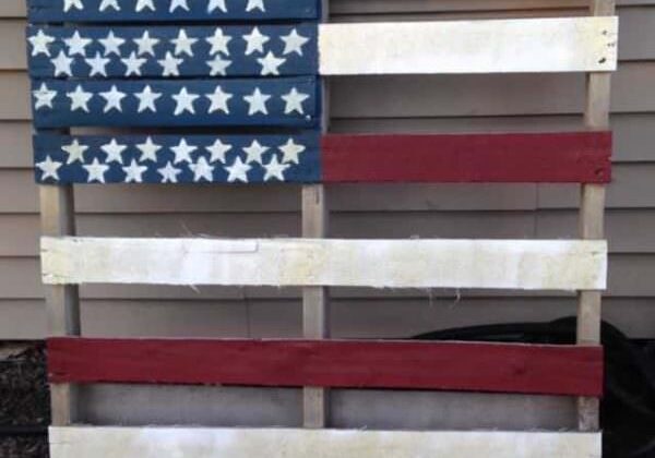 American-Flag-Pallet