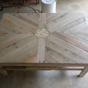 1001pallets.com-hex-coffe-table