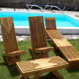 Picture yourself sitting poolside with this beautiful Stacked Pallet Wood Lounge Set. Perfect for parties and outdoor living!