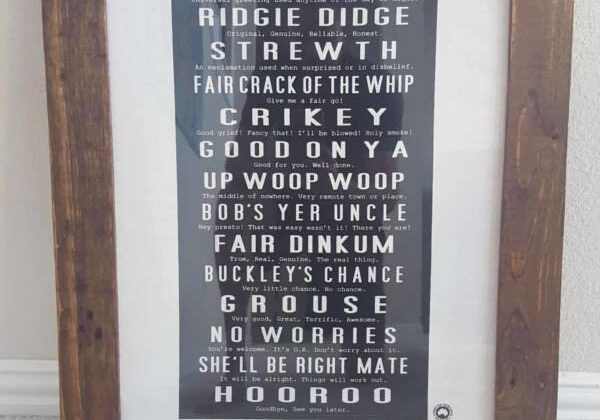 1001pallets.com-photo-frame-for-a-tea-towel