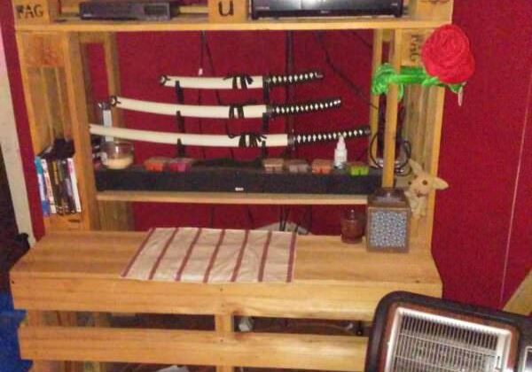 1001pallets.com-tv-entertainment-center