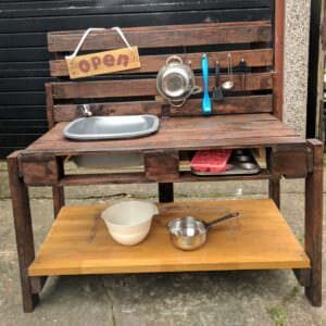 Fanciful Kid's Pallet Mud Kitchen