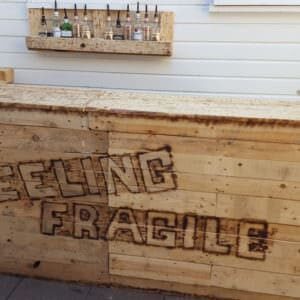 1001pallets.com-pallet-bar
