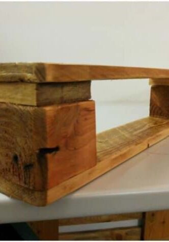 How To Make A Very Simple Pallet Shelf