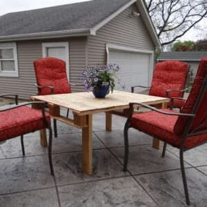 1001pallets.com-indooroutdoor-coffee-table