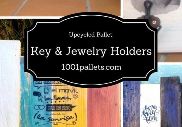 1001pallets.com-jewelry-key-hangers-made-using-pallet-wood-01