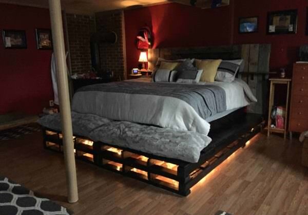 1001pallets.com-king-size-pallet-bed