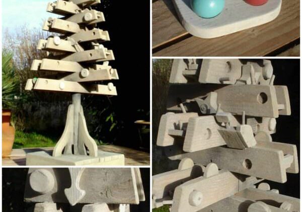 Le sapin perd la boule 1