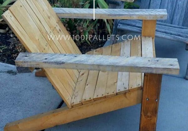 Pallet Adirondack Chair Set