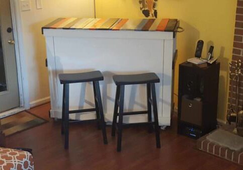 1001pallets.com-pallet-and-scrapwood-bar