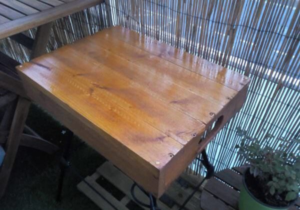 1001pallets.com-couvercle-et-plateau-baebecue-de-balcon