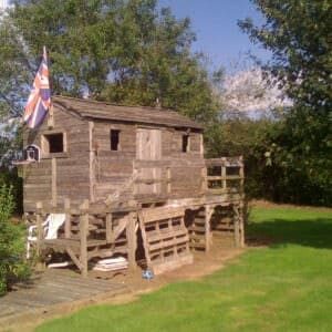 1001pallets.com-wooden-cabin