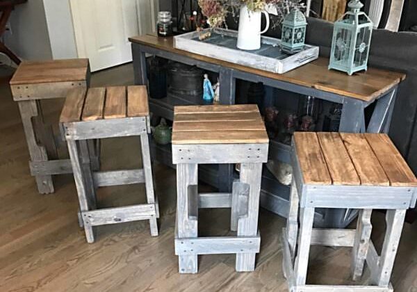 1001pallets.com-pallet-bar-stools-01