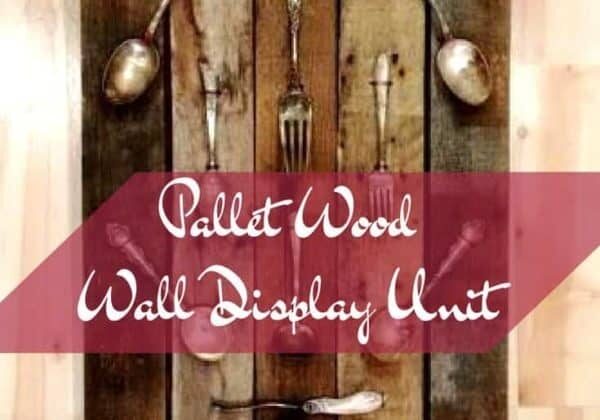 1001pallets.com-pallet-wood-wall-display-holds-vintage-silverware-08