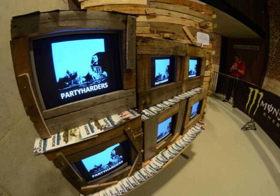 53095_479854978713632_593681942_o