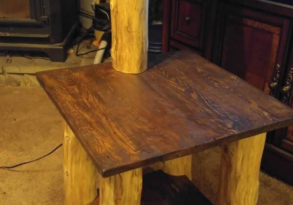 1001pallets.com-pallet-wood-meets-cedar-logs