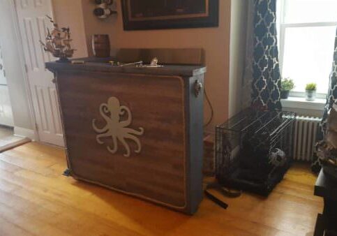 1001pallets.com-pallet-bar