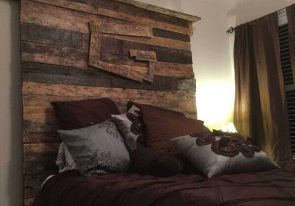 1001pallets.com-pallet-headboard-queen