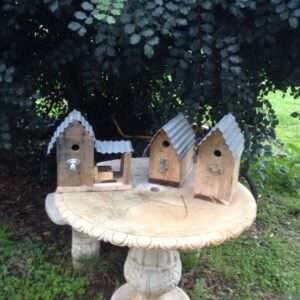 1001pallets.com-a-few-rustic-birdboxes-made-from-recycled-pallets