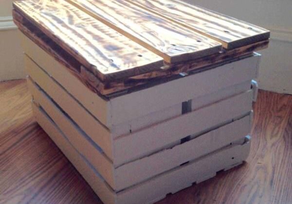 1001pallets.com-storage-table-made-from-a-veg-crate-and-a-pallet