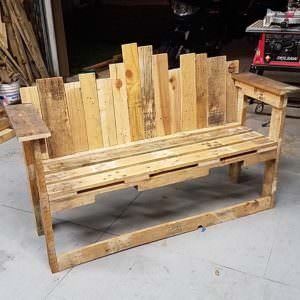 1001pallets.com-store-front-decorative-backed-pallet-bench-seat-01