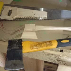 1001pallets.com-phone-axe-saw-camera1