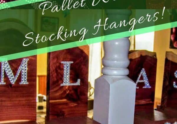 1001pallets.com-unbelievable-pallet-wood-stocking-hangers-08