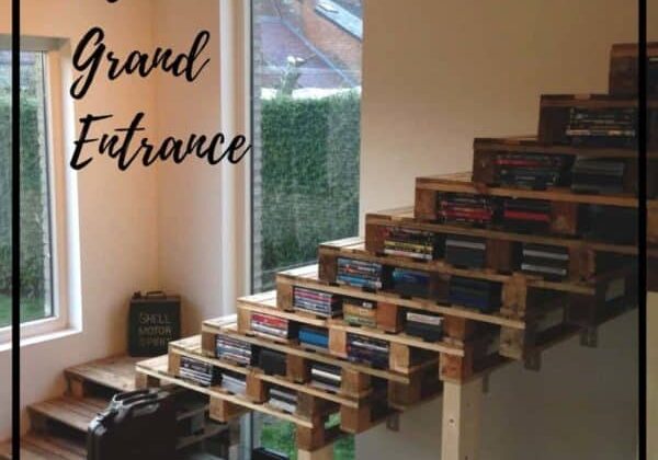 1001pallets.com-upcycle-old-wood-into-astounding-pallet-stairways-03