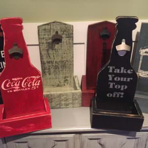 1001pallets.com-wall-mounted-coffee-tables