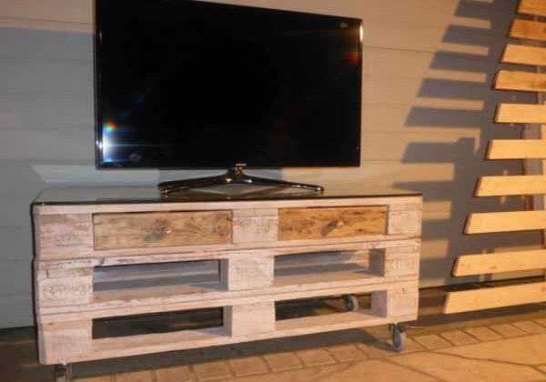 1001pallets.com-porta-tv-04